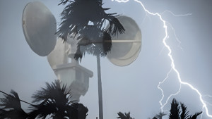 রাতে যেসব জেলায় ৬০ কিমি বেগে ঝড় ও বজ্রসহ বৃষ্টির আভাস