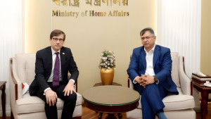 আইনশৃঙ্খলা পরিস্থিতির উন্নয়ন সর্বোচ্চ অগ্রাধিকার: স্বরাষ্ট্রমন্ত্রী