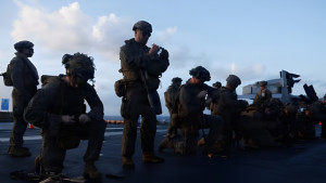 মধ্যপ্রাচ্যে বিশেষ মার্কিন বাহিনীর উপস্থিতি: সিবিএস