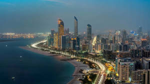 আবুধাবিতে ইরানের ড্রোনের ধ্বংসাবশেষ পড়ে ৬ বিদেশি নাগরিক আহত