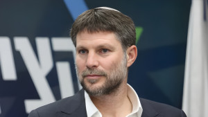 লেবাননে সংঘর্ষে ইসরায়েলের অর্থমন্ত্রীর ছেলে আহত