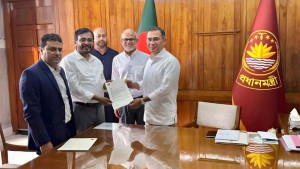 প্রধানমন্ত্রীর সঙ্গে এবি পার্টি চেয়ারম্যানের সাক্ষাৎ