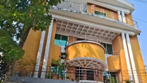 আইজিপির বাসায় চুরির খবর গুজব, গ্রেপ্তার ৩