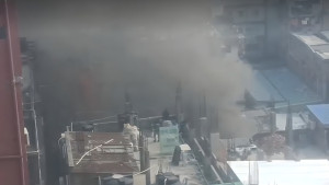 হাতিরপুলে খাবার হোটেলে আগুন