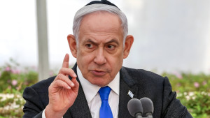 ইরান যুদ্ধ থেকে ‘প্রস্থানের পথ’ খুঁজছে ইসরায়েল