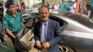 ট্রাইব্যুনাল চেয়ারম্যানের ফেসবুক-হোয়াটসঅ্যাপ হ্যাকড, থানায় জিডি