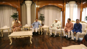 ঈদের মিলনমেলায় যমুনায় তারেক-ড. ইউনূস একসঙ্গে