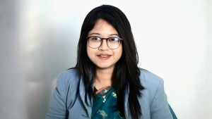 বাংলাদেশ প্রশ্নে ‘আদর্শিক ক্যাচাল’ দূরে রাখার আহ্বান মনিরা শারমিনের