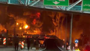 তেহরানে তেলের ডিপোতে বিস্ফোরণ, কুদস ফোর্সের ওপর হামলার দাবি