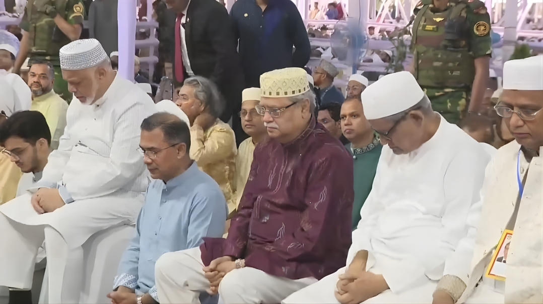 জাতীয় ঈদগাহে ঈদের জামাত পড়লেন রাষ্ট্রপতি-প্রধানমন্ত্রী