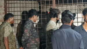 মোটরসাইকেল চুরি করে পালাতে গিয়ে প্রাণটাই গেল