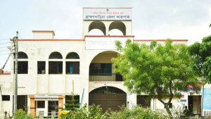 নাস্তা করার সময় অসুস্থ হয়ে কয়েদির মৃত্যু