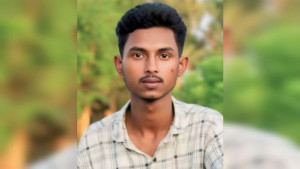 ঈদে নতুন মোটরসাইকেল না পেয়ে স্কুলছাত্রের আত্মহত্যা