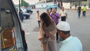 ইরাকে নিহত শ্রাবনের মরদেহ গ্রহণে বিমানবন্দরে পররাষ্ট্র প্রতিমন্ত্রী