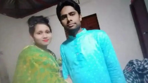 গৃহবধূর ঝুলন্ত মরদেহ উদ্ধার, স্বামী আটক