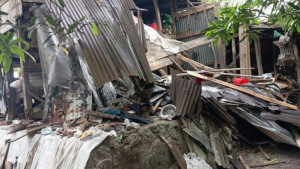 হিন্দু পরিবারের বাড়িতে হামলা, জমি দখলের অভিযোগ