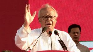 সরকার শ্রমিকদের স্বার্থ রক্ষায় কাজ করছে : রিজভী