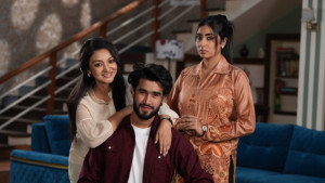 শততম পর্বে দীর্ঘ ধারাবাহিক নাটক ‘পরম্পরা’