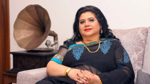 রুনা লায়লা বিব্রত
