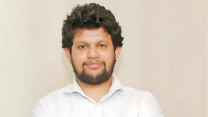 প্রাতিষ্ঠানিক সংস্কার আজ পরীক্ষার সন্মুখীন: মাহফুজ আলম
