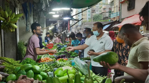 পরিবহনের ভাড়া বৃদ্ধির প্রভাব পড়েছে বাজারে
