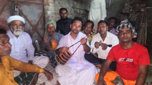 আধুনিকতার চাপে হারিয়ে যাচ্ছে লোকসংগীত-পালা গান
