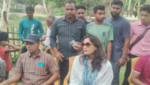 ঐতিহ্যের তাঁত শিল্পকে পুনরুজ্জীবিত করতে চান ড. শামারুহ মির্জা