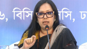 এমপিদের নিজ এলাকার হাসপাতালে চিকিৎসা নিতে হবে: রুমিন ফারহানা
