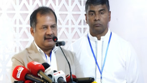 দাড়ি রাখা ও টুপি পরাকেও সন্দেহের চোখে দেখা হত: তথ্যমন্ত্রী