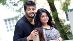 নাটককে সিনেমা বলে চালানোর চেষ্টা, ওমর সানি-মৌসুমীর প্রতিবাদ