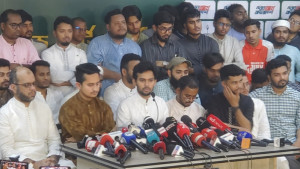সরকার স্থানীয় নির্বাচন বিলম্বের অপচেষ্টা চালাচ্ছে: আসিফ মাহমুদ