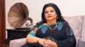রুনা লায়লা বিব্রত