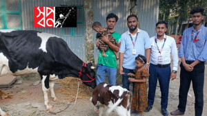 রাস্তায় ফেলে যাওয়া দুই শিশুর পাশে স্বপ্ন